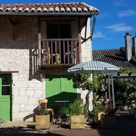 Gite Pays De La Loire Vezieres Exterior photo